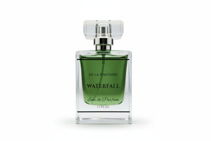 Fresh aquatic synthetic-free clean perfume with waterlily heart notes